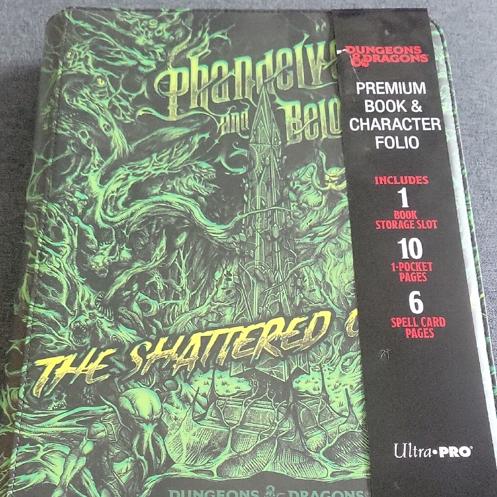 Dungeons & Dragons Premium Book & Character Folio